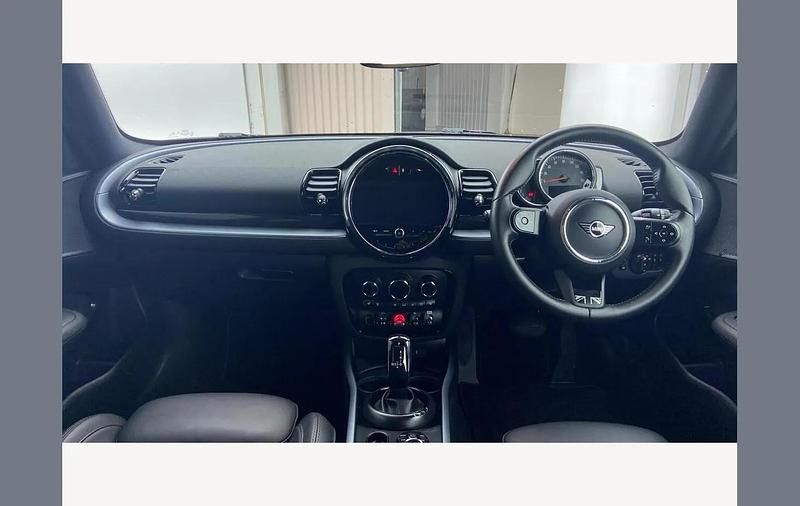 Used Mini Cooper Clubman Exclusive 136 HP (100 kW) 2022 Enigmatic black Estate