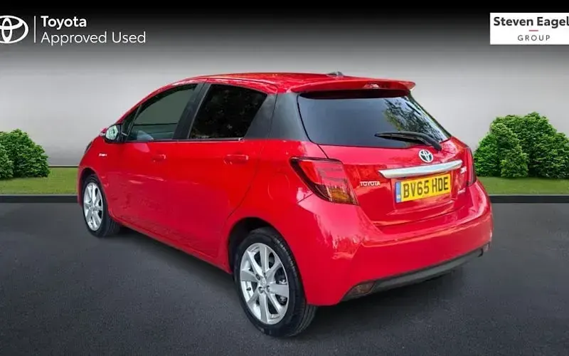 Used Toyota Yaris Sport 101 HP (74 kW) 2015 Hatchback