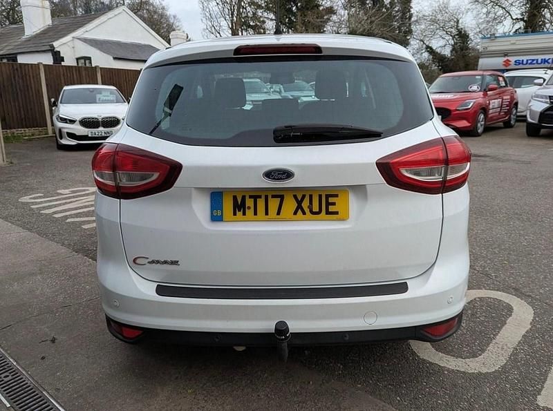 Used Ford C-MAX Zetec 120 HP (88 kW) 2017 White MPV