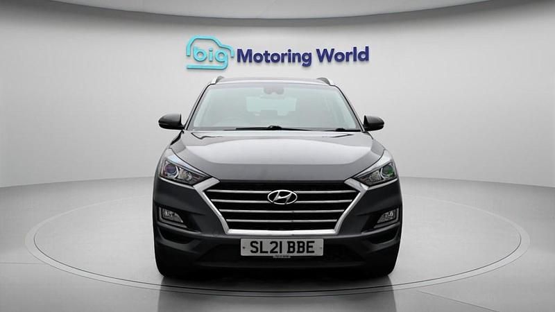 Used Hyundai Tucson SE 132 HP (97 kW) 2021 Grey SUV