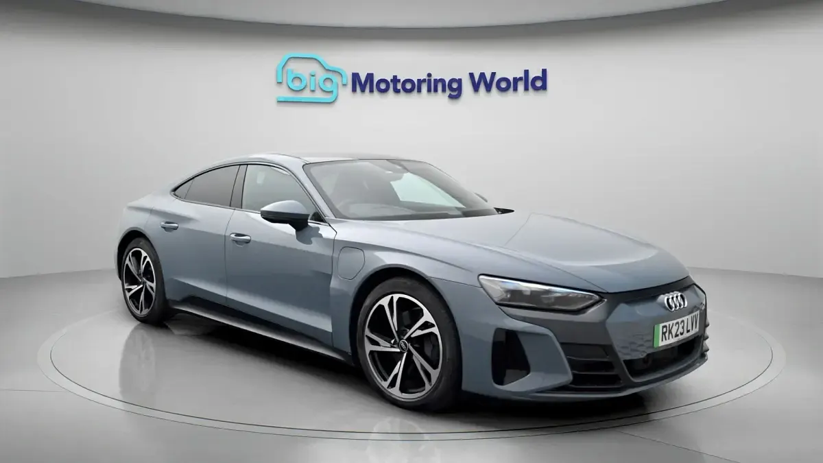 Usado Audi e-tron GT quattro 389 kW (530 HP) 2023 Sedan