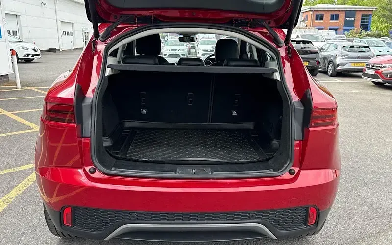 Begagnad Jaguar E-Pace SE 150 HK (110 kW) 2020 SUV
