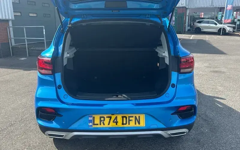 Used MG ZS Exclusive 111 HP (81 kW) 2024 Blue SUV