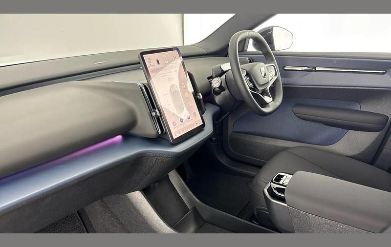 Novo Volvo EX30 Plus 196 kW (267 HP) 2026 Preto SUV