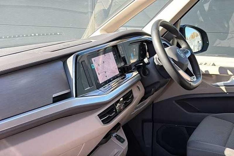 Used VW Multivan Life 150 HP (110 kW) 2025 Silver Van