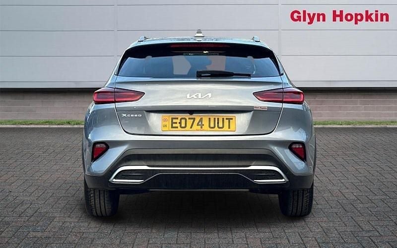 Used Kia XCeed 140 HP (102 kW) 2024 Silver SUV