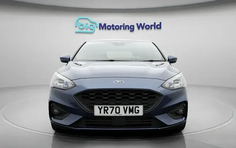 Used Ford Focus ST-Line 125 HP (91 kW) 2020 Blue Hatchback