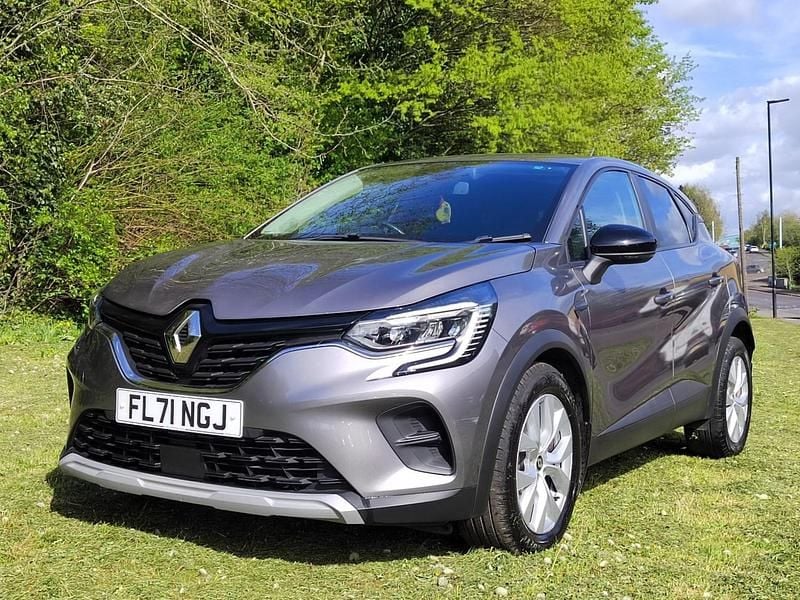 Used Renault Captur Iconic 99 HP (72 kW) 2021 Grey SUV