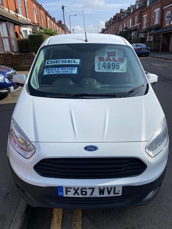 Used Ford Transit Trend 2017 White Van