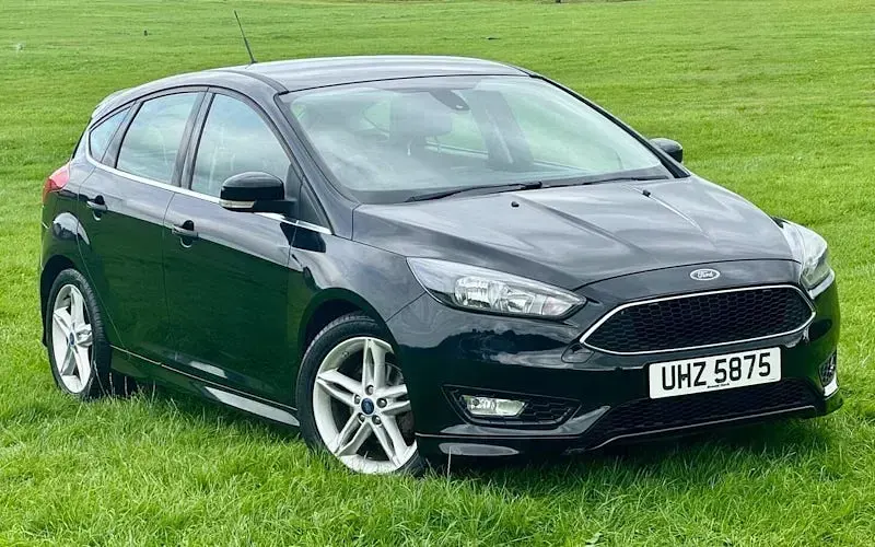 Used Ford Focus Zetec 120 HP (88 kW) 2016 Hatchback