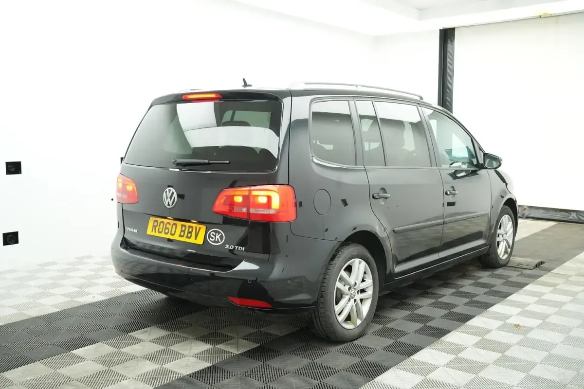 Used VW Touran SE 2010 Black MPV