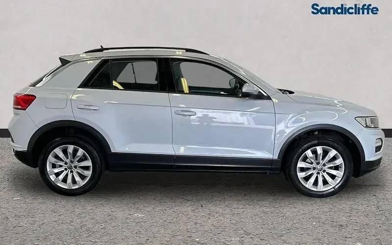 Used VW T-Roc SE 150 HP (110 kW) 2021 SUV