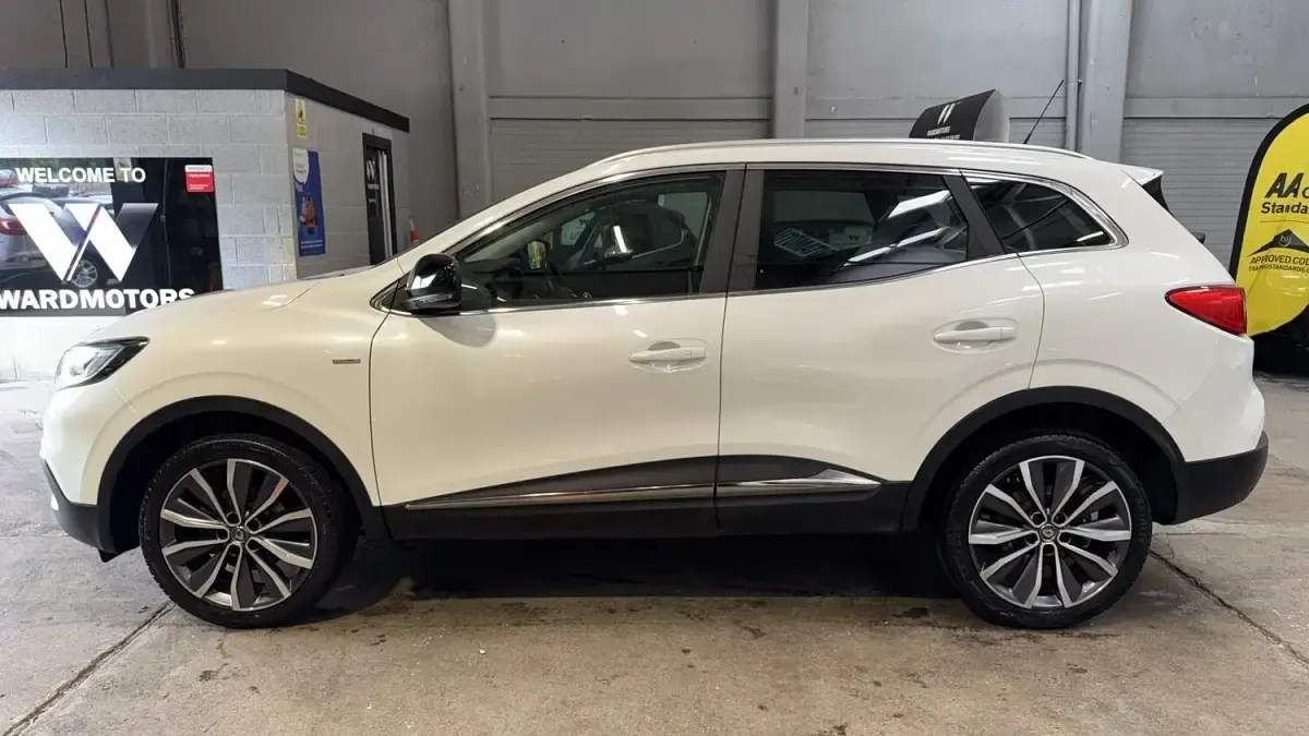 Used Renault Kadjar Signature 2018 White SUV