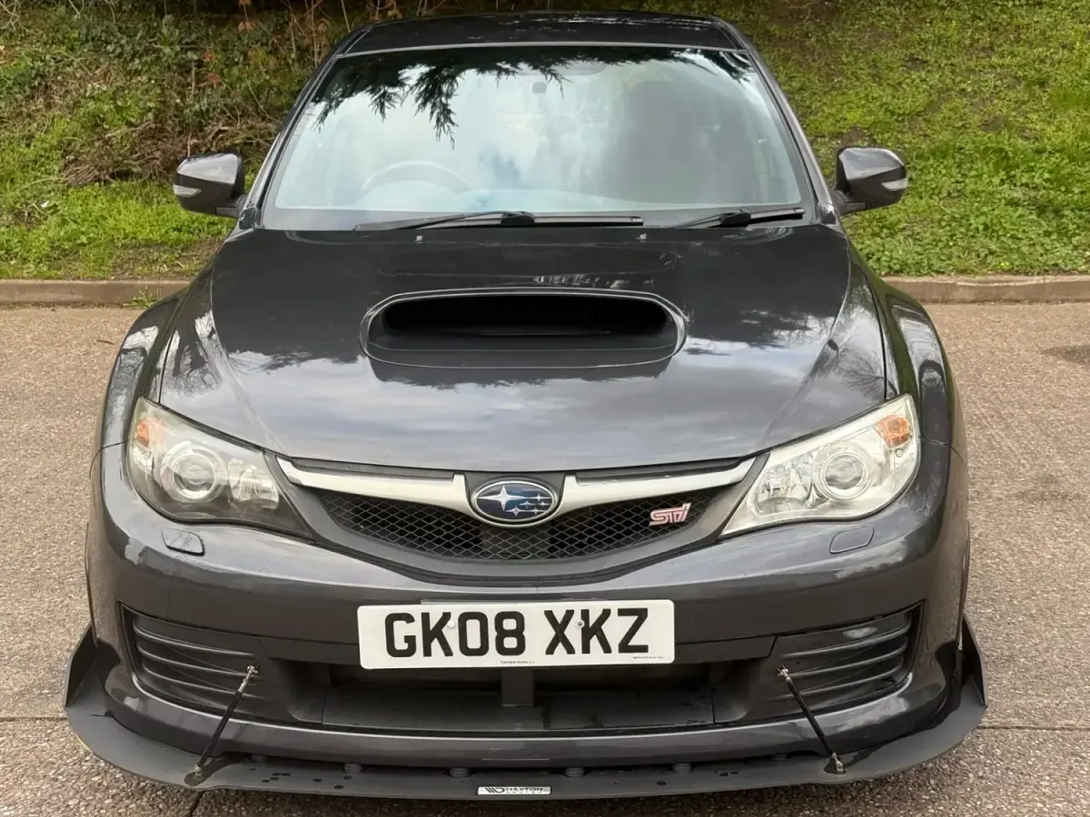 Begagnad Subaru Impreza 2008 Grå Halvkombi