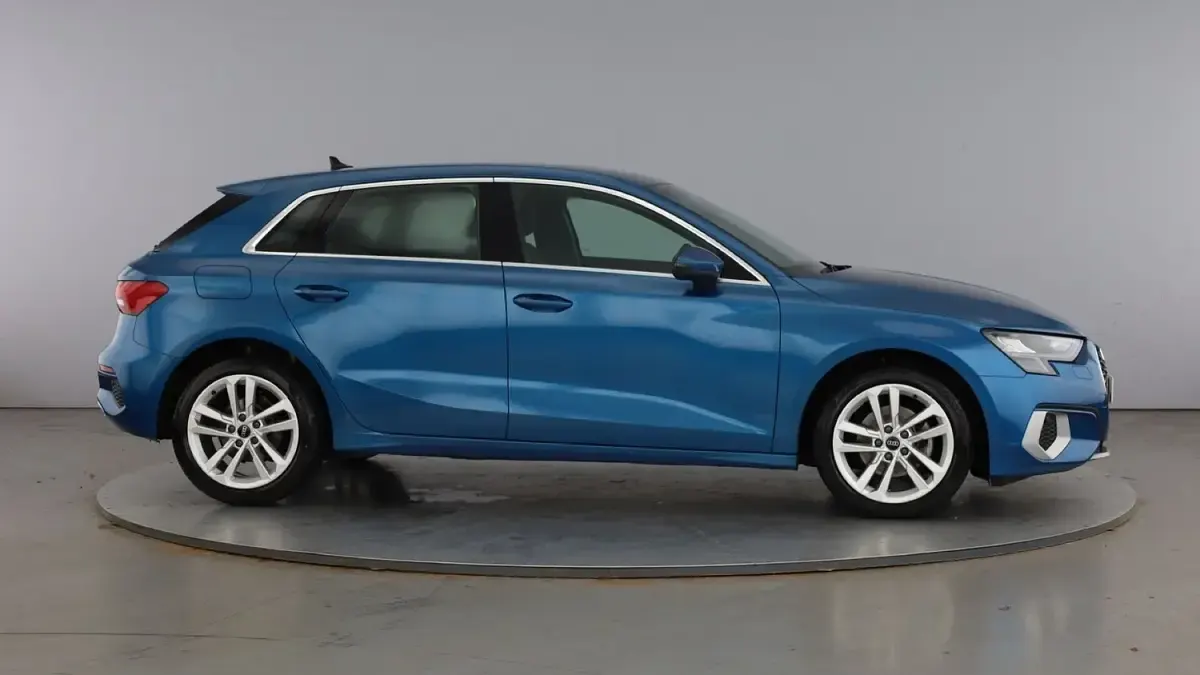 Used Audi A3 Sportback Sport 110 HP (80 kW) 2021 Atoll blue Hatchback