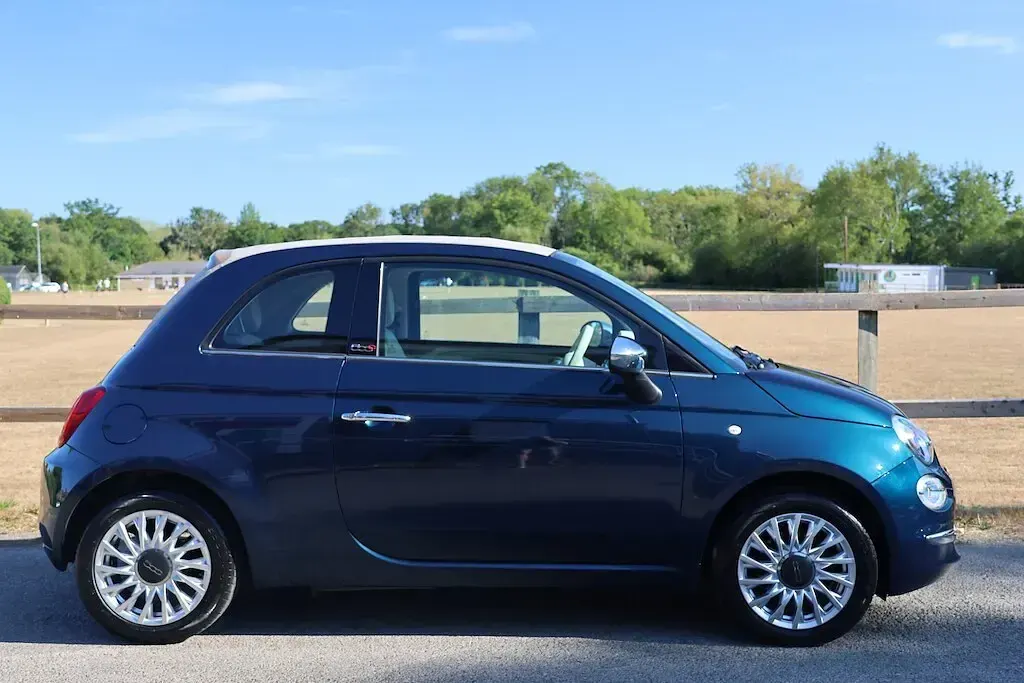 Used Fiat 500 Lounge 69 HP (50 kW) 2015 Blue Cabriolet