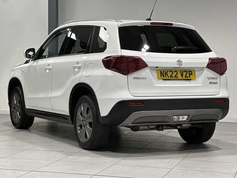Used Suzuki Vitara SZ-T 129 HP (94 kW) 2022 White SUV