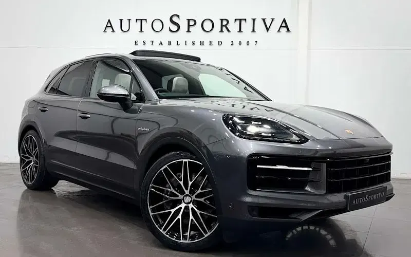 Used Porsche Cayenne 470 HP (345 kW) 2023 SUV