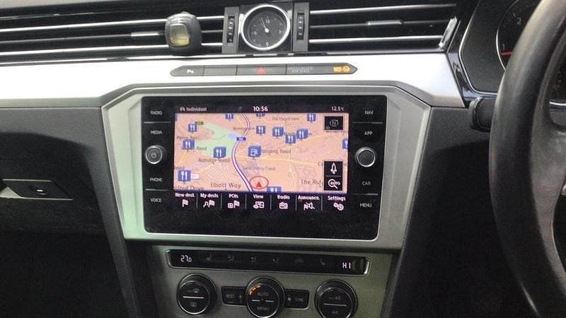 Used VW Passat Business 120 HP (88 kW) 2018 Pyrite silver Estate