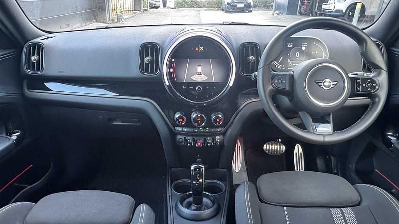 Used Mini Cooper Countryman Sport 134 HP (98 kW) 2023 Red SUV