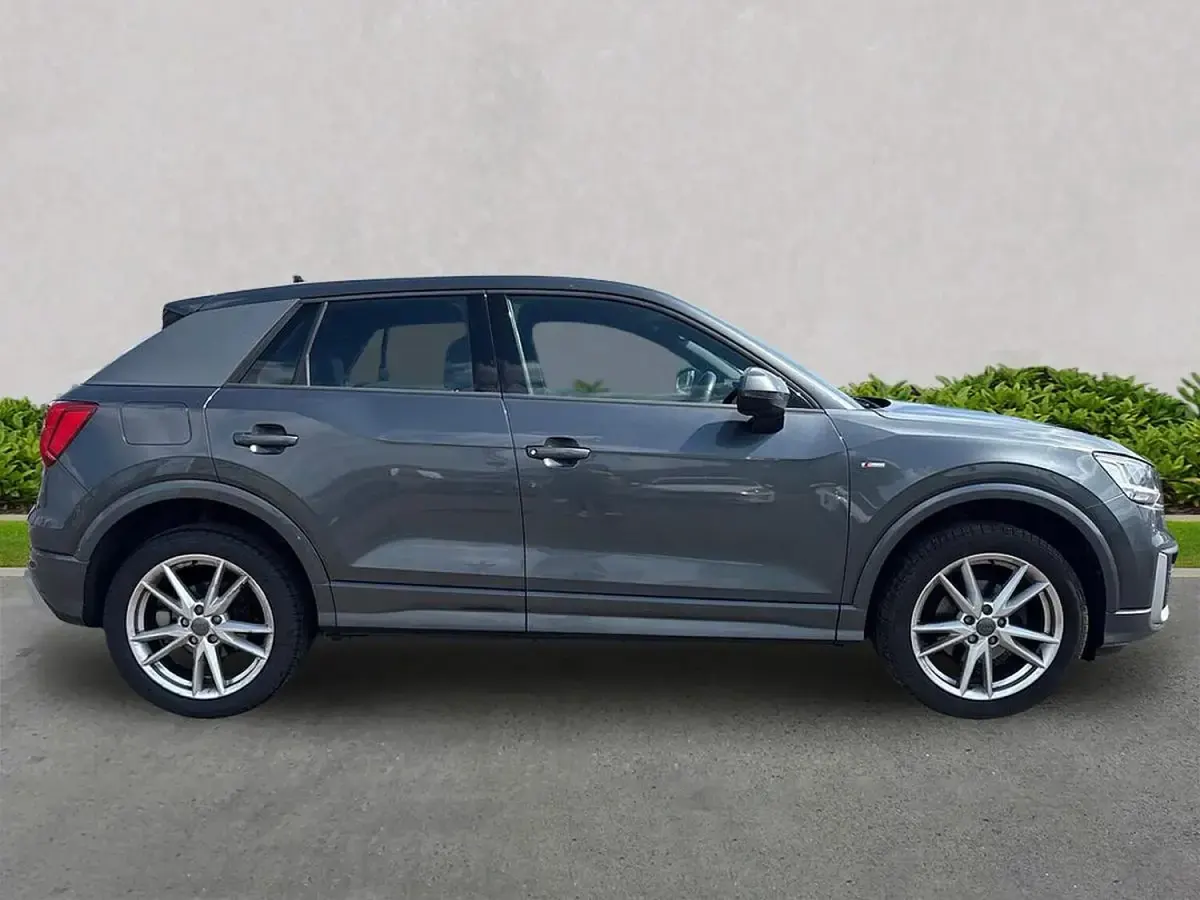 Used Audi Q2 S-Line 150 HP (110 kW) 2019 Grey SUV