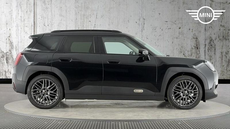 New Mini Aceman Classic 135 kW (184 HP) 2025 Black SUV