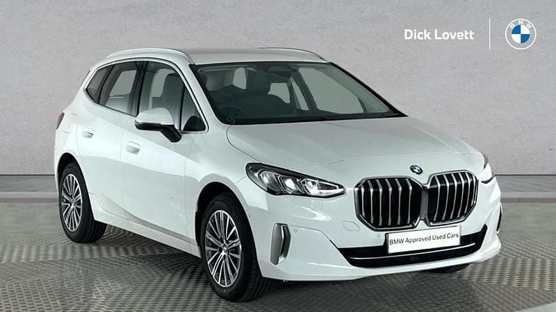 Used BMW 220 Active Tourer Luxury Line 168 HP (123 kW) 2025 White MPV