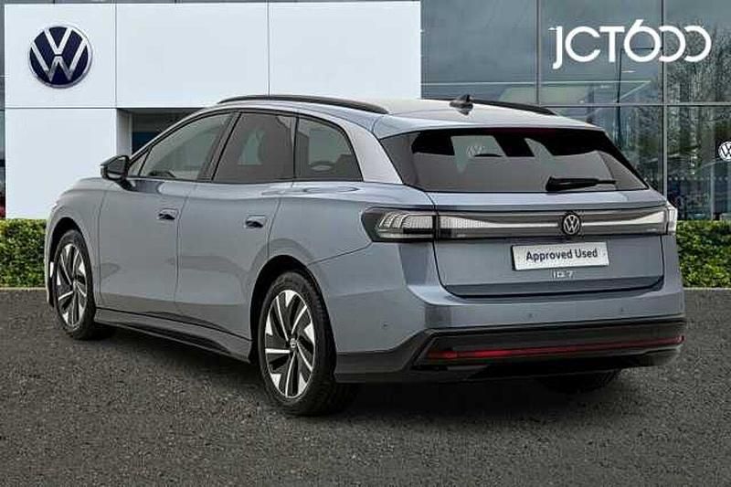 Used VW ID.7 Pro 210 kW (286 HP) 2025 Blue Estate