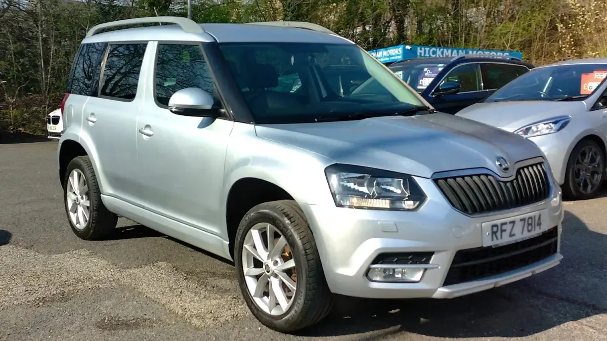 Używany Skoda Yeti SE 110 KM (80 kW) 2014 Srebrny SUV