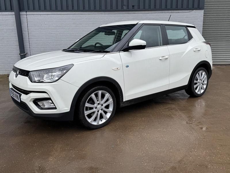 Used Ssangyong (KGM) Tivoli 2019 White SUV