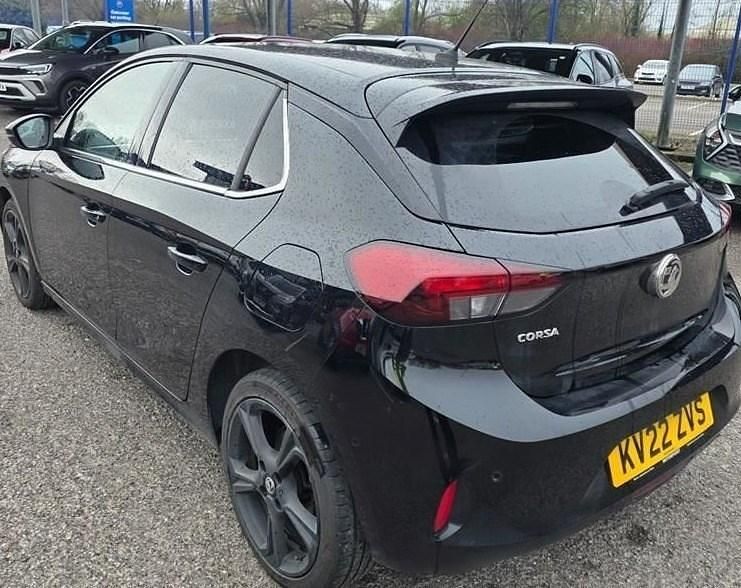 Used Vauxhall Corsa Edition 100 HP (73 kW) 2022 Carbon black Hatchback
