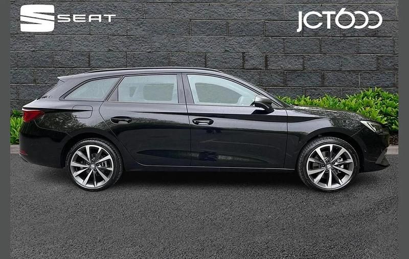 Used Seat Leon FR Sport 201 HP (147 kW) 2025 Black Estate