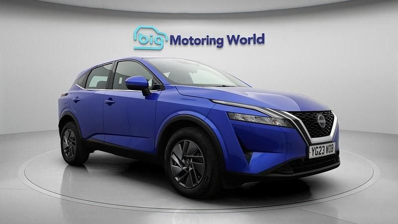 Used Nissan Qashqai Acenta Premium 158 HP (116 kW) 2023 Blue SUV