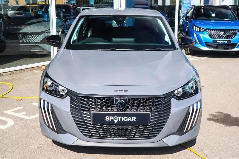 Used Peugeot 208 Active 74 HP (54 kW) 2024 Grey Hatchback