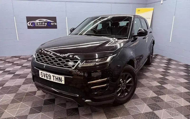 Used Land Rover Range Rover evoque R-Dynamic 152 HP (111 kW) 2019 Black SUV