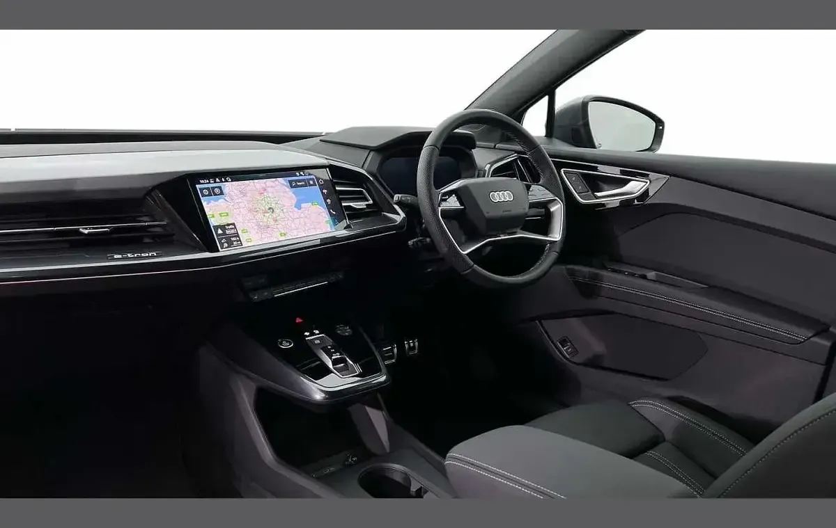 New Audi Q4 e-tron S-Line 150 kW (204 HP) 2026 Grey SUV
