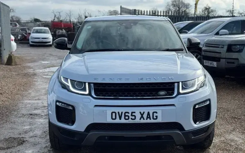 Used Land Rover Range Rover evoque SE 179 HP (131 kW) 2018 Hatchback