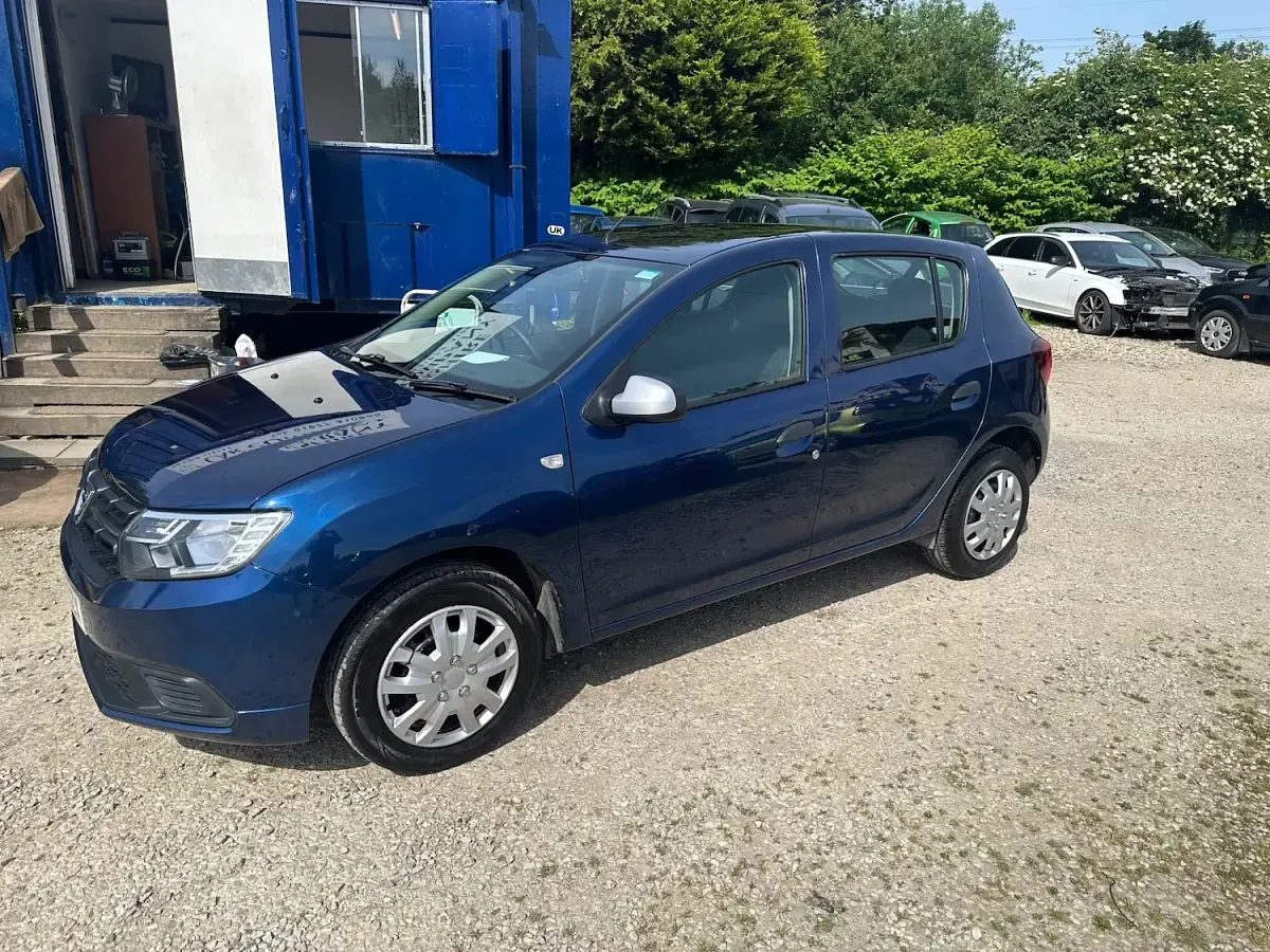 Used Dacia Sandero Ambiance 2017 Blue Hatchback