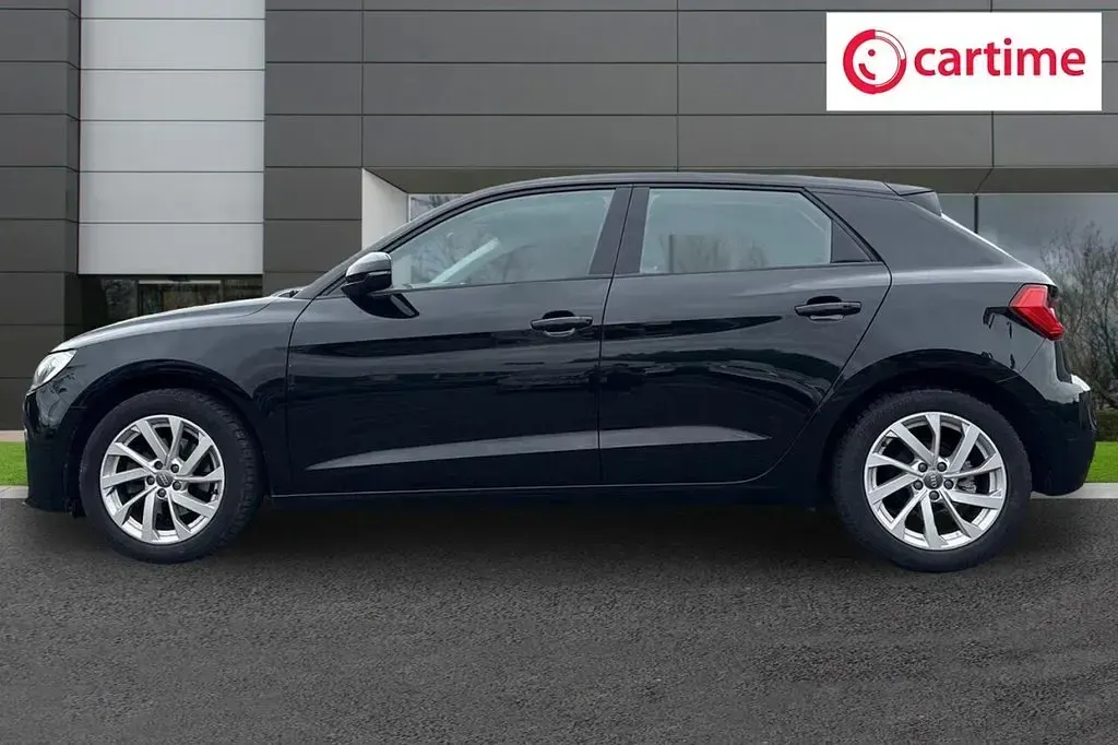 Usado Audi A1 Sportback Sport 116 CV (85 kW) 2019 Negro Utilitario