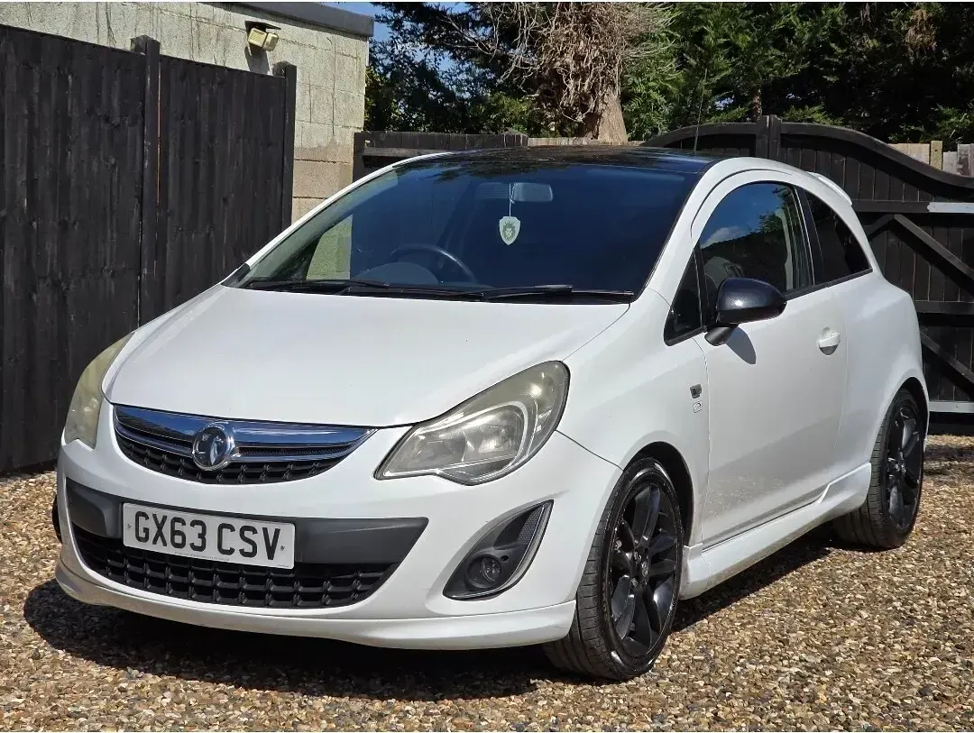 Used Vauxhall Corsa Edition 2014 White Hatchback
