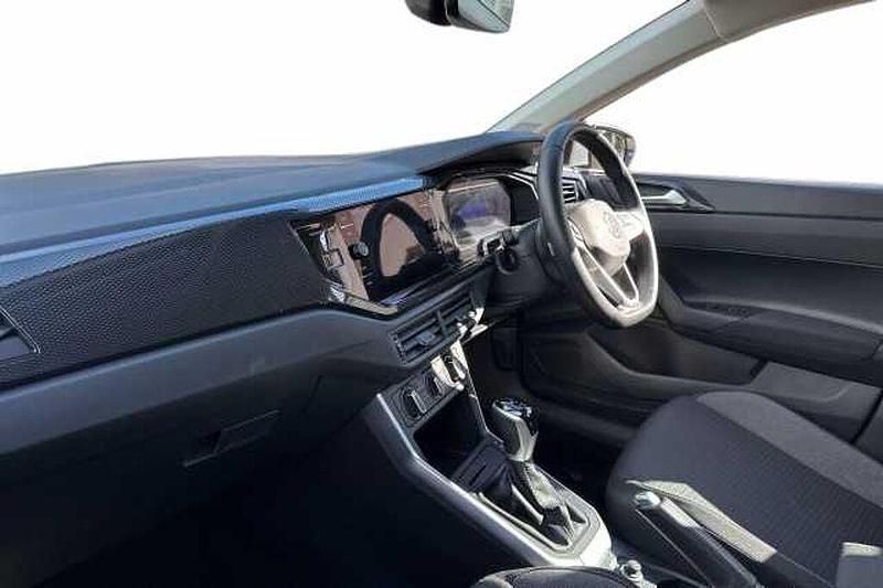 Used VW Polo Life 95 HP (69 kW) 2025 White Hatchback