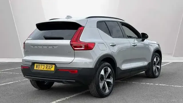 Used Volvo XC40 Ultimate 197 HP (144 kW) 2024 Silver SUV
