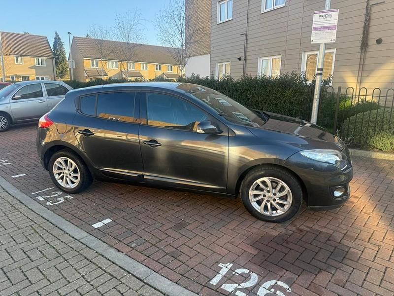 Grey Used 2013 Renault Mégane III Dynamique Hatchback | £2,995 (Super price) - Image 1/4