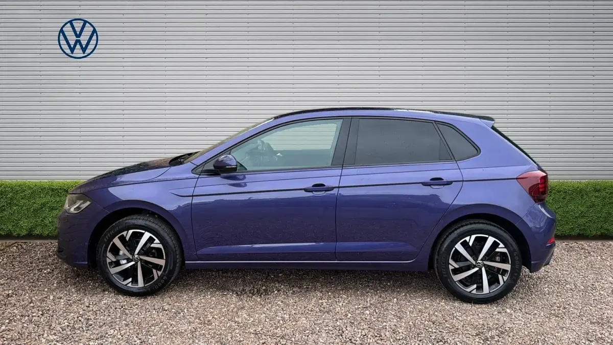 Used VW Polo Match 95 HP (69 kW) 2026 Vibrant violet metallic Hatchback