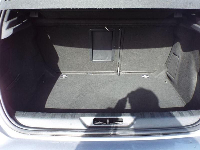 Used Peugeot 308 GT-line 148 HP (108 kW) 2016 Grey Hatchback