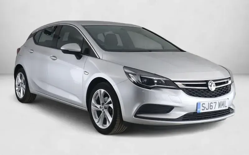Used Vauxhall Astra 105 HP (77 kW) 2019 Hatchback