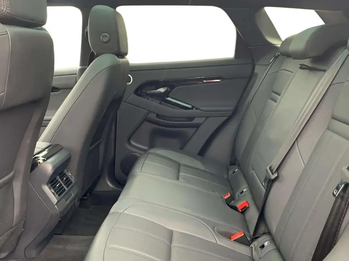 Used Land Rover Range Rover evoque SE Dynamic 2025 Black SUV