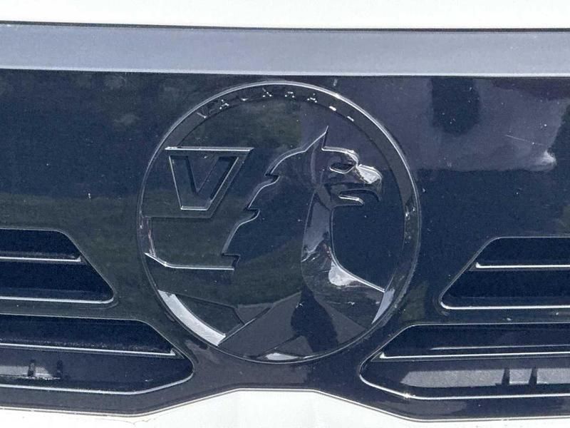 Used Vauxhall Corsa S 99 HP (72 kW) 2023 White