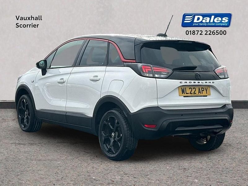 Used Vauxhall Crossland GS Line 128 HP (94 kW) 2022 White SUV