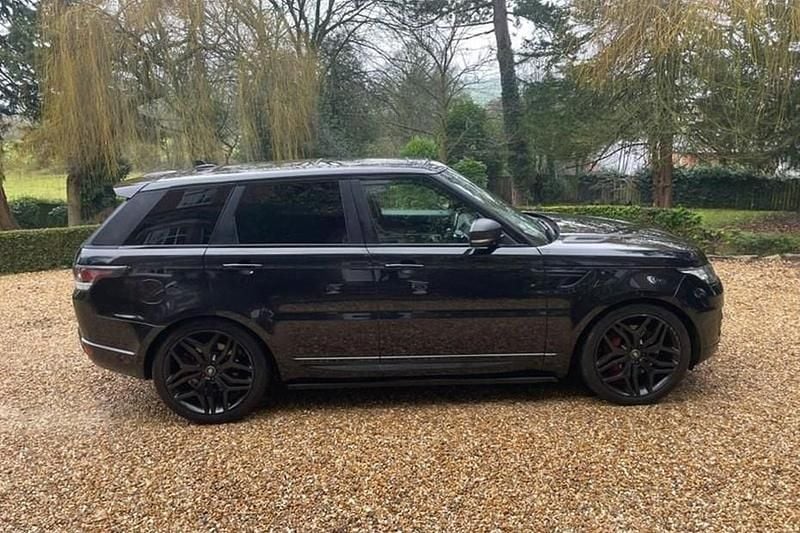 Used Land Rover Range Rover HSE Dynamic 306 HP (225 kW) 2016 Santorini black SUV